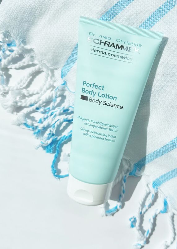PERFECT BODY LOTION 200 ML + gratis strandteppe 